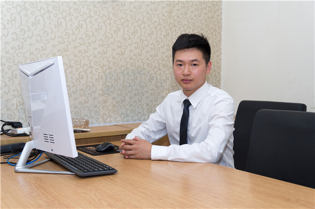 人生沒(méi)有白走的路，每一步都算數(shù)