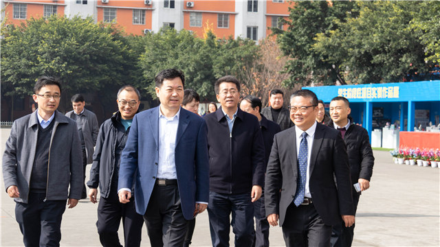 國家退役軍人事務(wù)部蒞臨四川新華調(diào)研指導工作