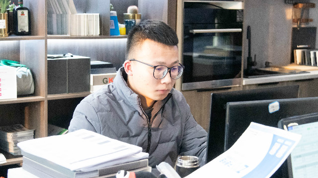 那些從新華畢業(yè)的學(xué)生，如今怎么樣了？