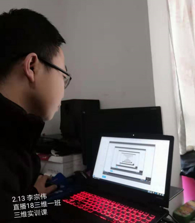 戰(zhàn)“疫”期間，新華的師生們在做什么？