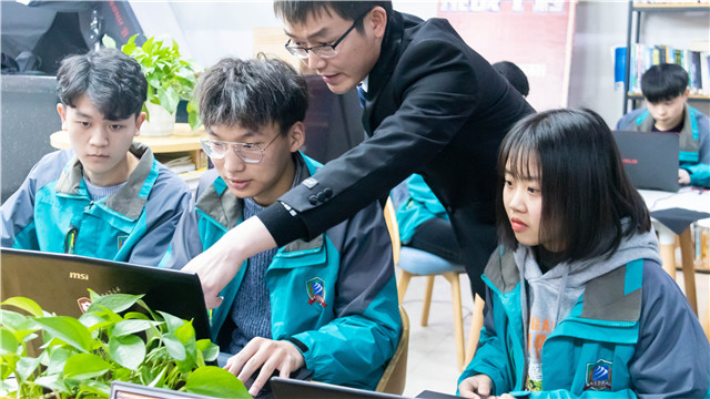 398名同學成功注冊學籍，這是他們選擇新華的理由！