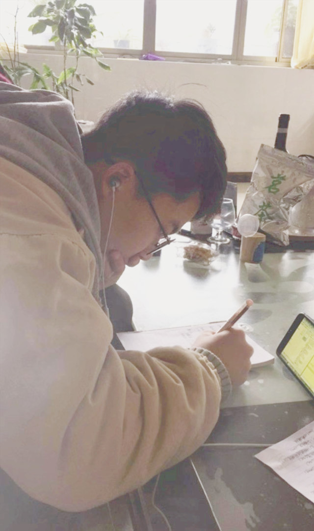 居家學習嚴要求，自律使我更自由