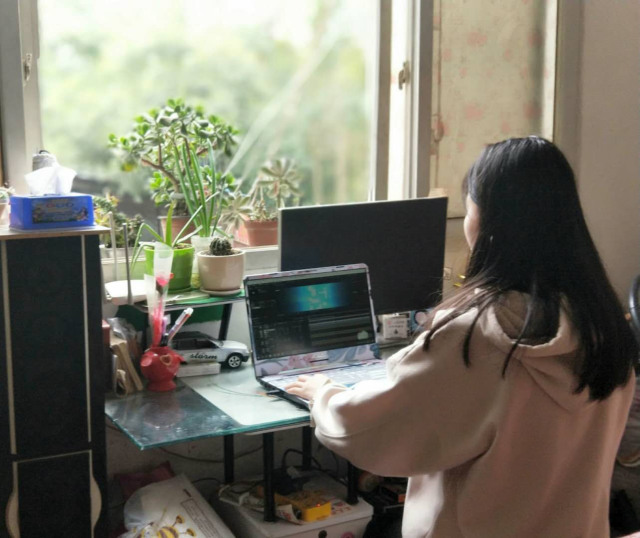 同學(xué)，你認(rèn)真學(xué)習(xí)的樣子真好看！