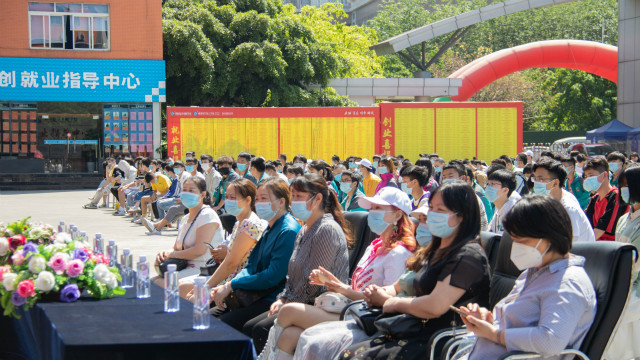 母親節(jié)：人生的舞臺(tái)上，母愛(ài)從不缺席