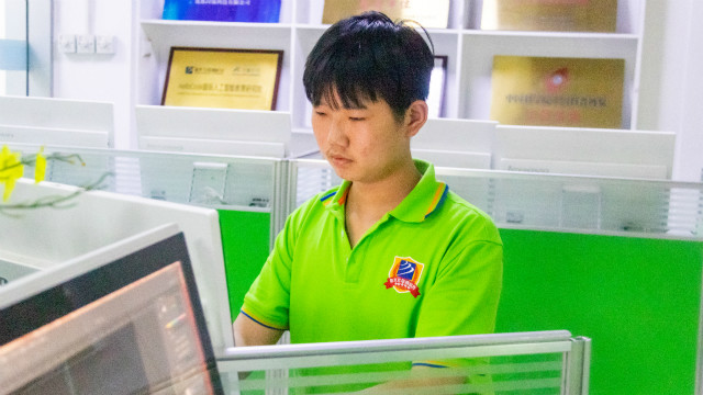 為夢想，乘風(fēng)破浪