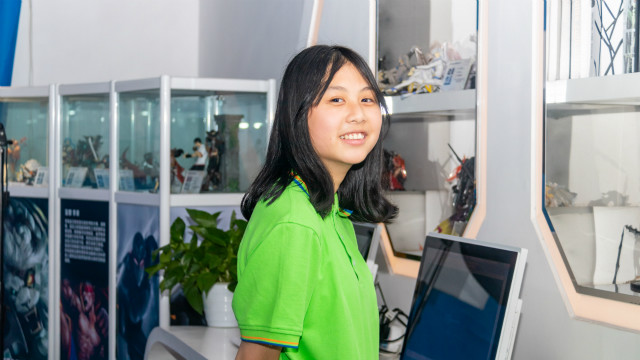 想要學一門實用的技術，選擇了UI