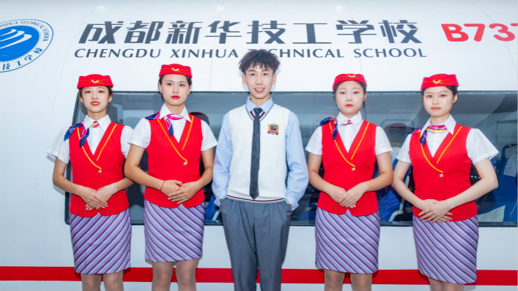 航空服務(wù)與高級行政專業(yè)未來發(fā)展前景怎么樣？