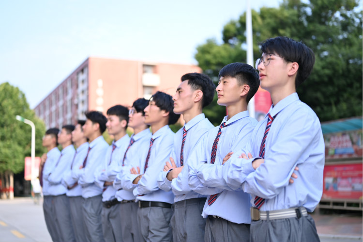 擇校慌？轉(zhuǎn)學(xué)忙？這篇文章幫你忙！