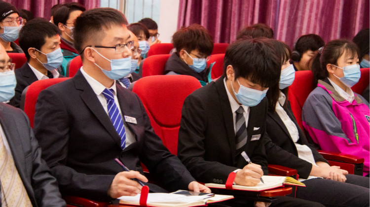 四川新華第十一屆“新華杯”全國職業(yè)技能大賽決賽啟動(dòng)儀式正式開幕！