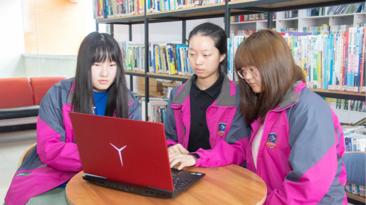 四川新華第十一屆“新華杯”全國職業(yè)技能大賽決賽啟動(dòng)儀式正式開幕！