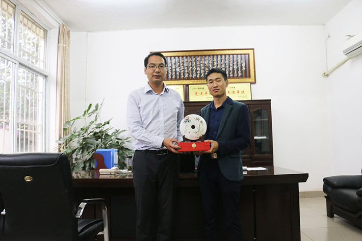 從打工仔到總裁的華麗轉(zhuǎn)身