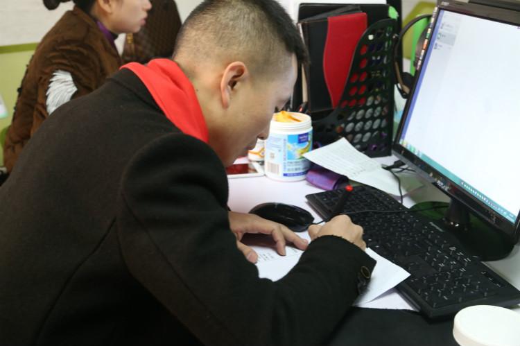 從打工仔到總裁的華麗轉(zhuǎn)身