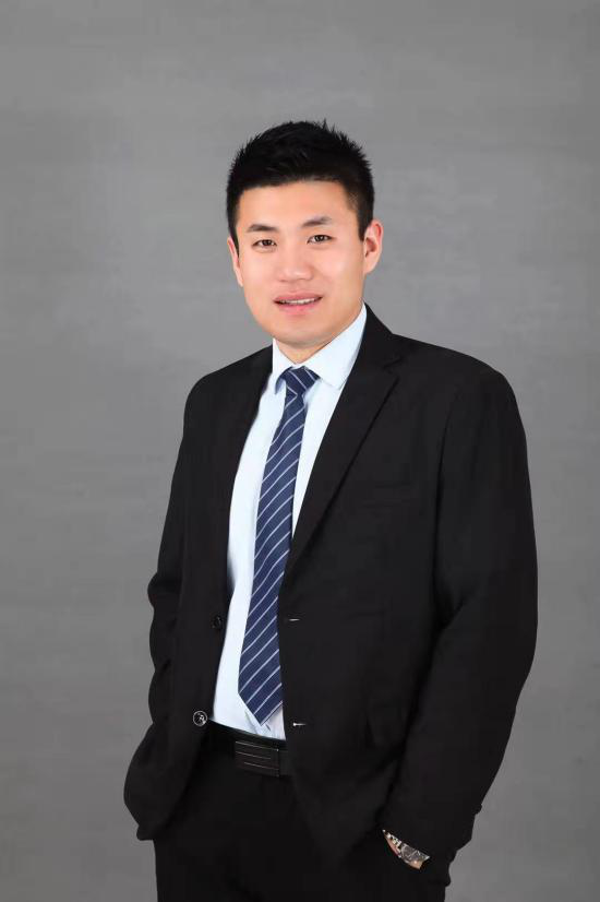 我竟在B站學(xué)技能，這個(gè)UP主一定要關(guān)注！