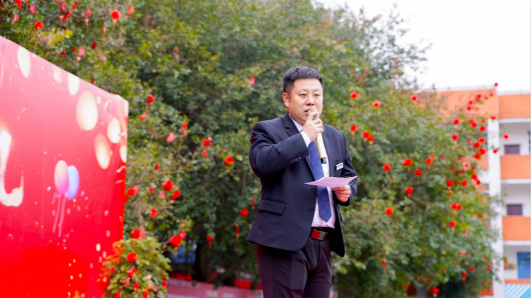 新生見面會開學(xué)的第一課——院長助理寄語