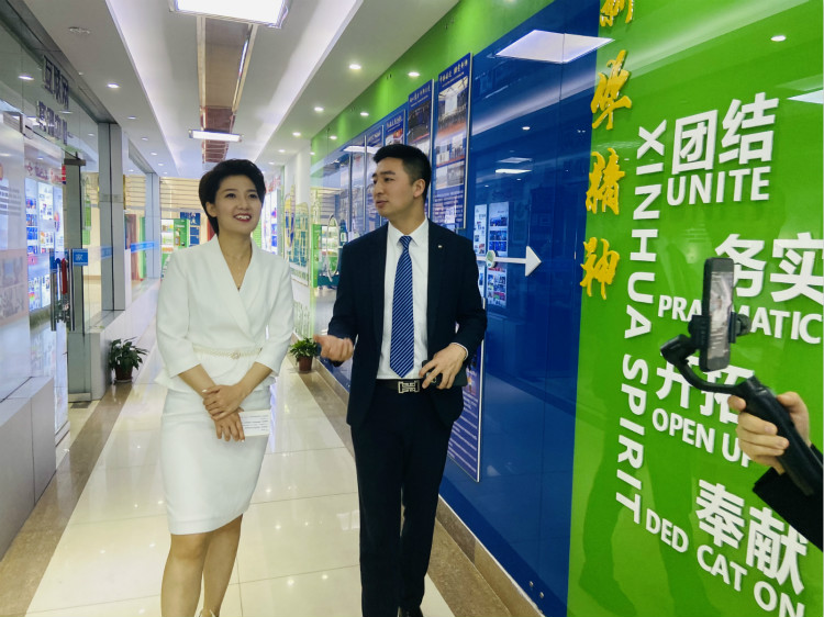 四川新華電腦學(xué)院雙選會(huì)現(xiàn)場，人才爭奪戰(zhàn)正式打響！