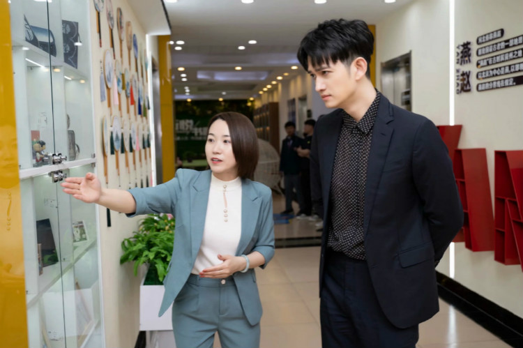 馬可來新華重拾校園生活，青春“競(jìng)”是精彩！