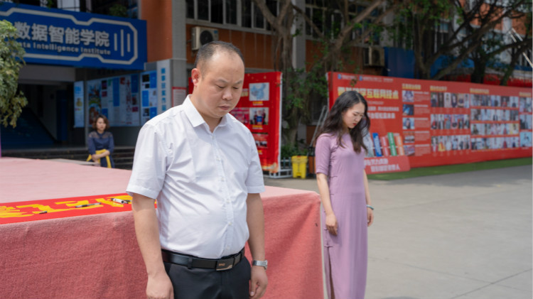 山河無恙 勇毅前行！四川新華紀(jì)念5.12汶川地震13周年！