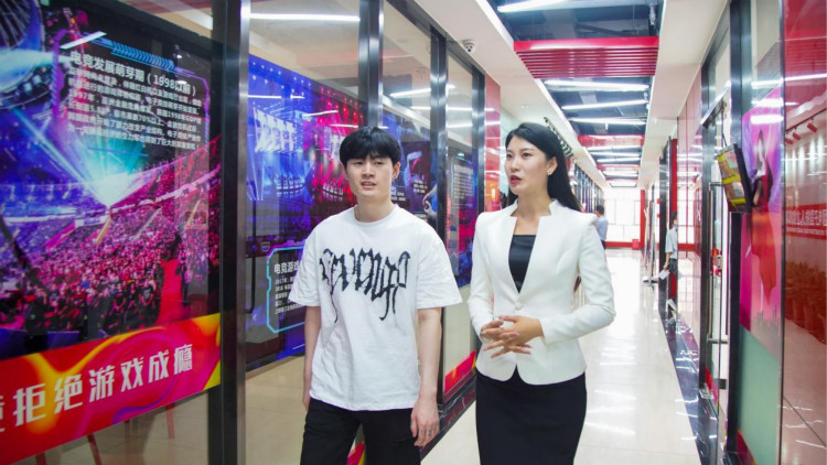 《老師來(lái)了》公開(kāi)課全新起航，“護(hù)國(guó)螳螂”靈藥龍城太原激情開(kāi)講！