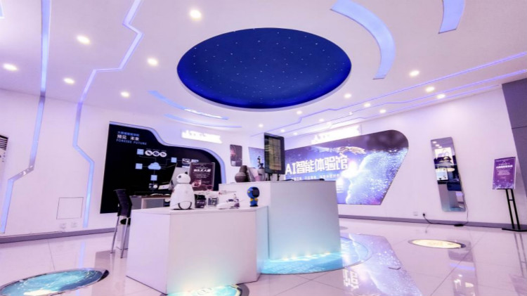 明星進(jìn)校園丨如果你在新華見到了他請不要驚訝！