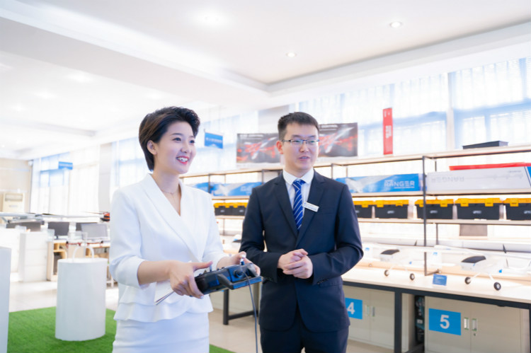 按捺不住小期待了！盧東旭將現(xiàn)場(chǎng)解鎖3D打印、意念遙控飛行器！