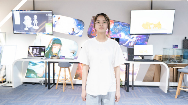 樊思彤：希望畢業(yè)后可以找到自己心儀的工作！