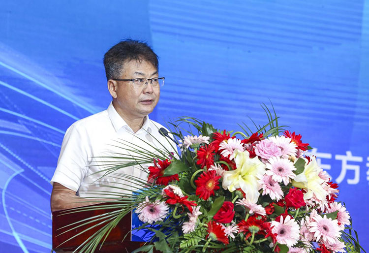 新華2021年六大產(chǎn)教融合實訓基地升級暨高技能人才培英工程啟動儀式