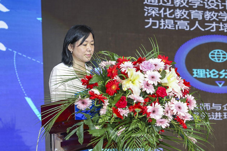 新華2021年六大產(chǎn)教融合實訓基地升級暨高技能人才培英工程啟動儀式