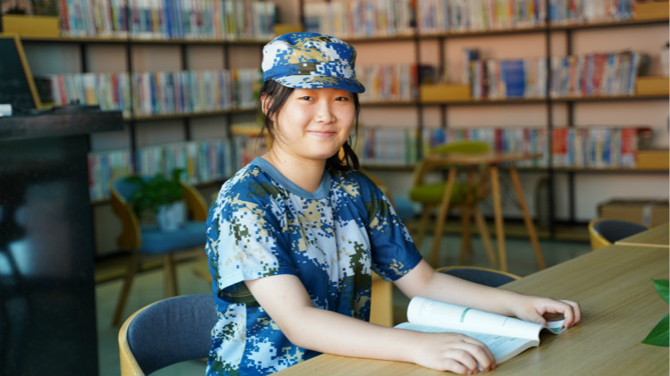 老朋友，新同學(xué)，相約四川新華，再續(xù)同學(xué)緣！