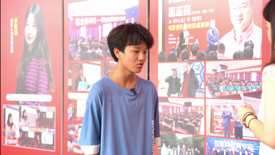 轉(zhuǎn)校來新華，乘著夢(mèng)想的東風(fēng)搏擊長(zhǎng)空！