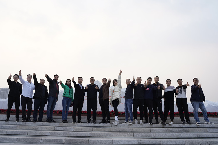 2021四川新華冬季大練兵圓滿舉行，開啟2022新征程！