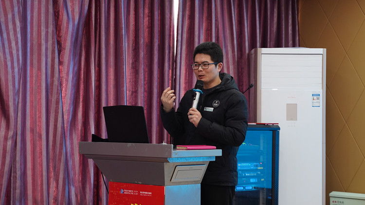 “求知、求職、求夢”新華模擬面試火熱進(jìn)行中！