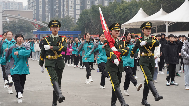 新學(xué)期 新氣象2022新華第一次升旗儀式隆重舉行！