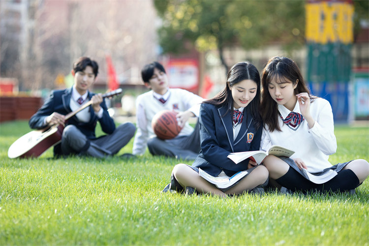 職業(yè)教育提質(zhì)培優(yōu)！新華學子百舸爭流，從大有可為到大有作為！