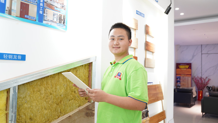 新生學(xué)子|風(fēng)華正茂，年富力強(qiáng)