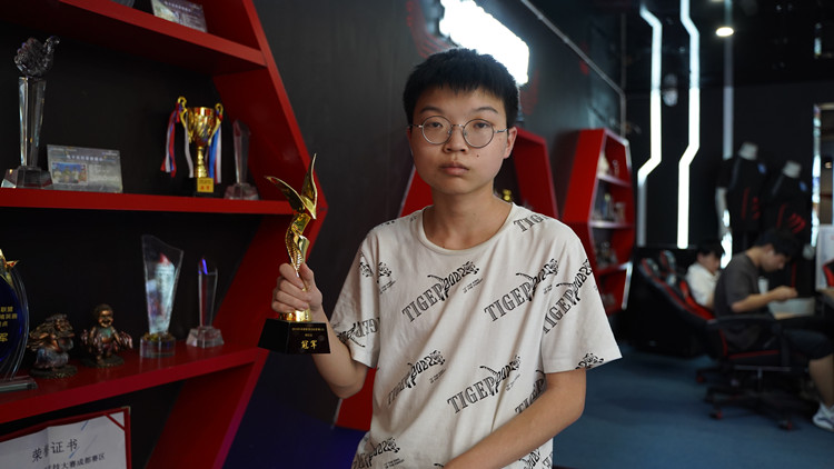 新生學(xué)子|不負(fù)青春，不負(fù)自我