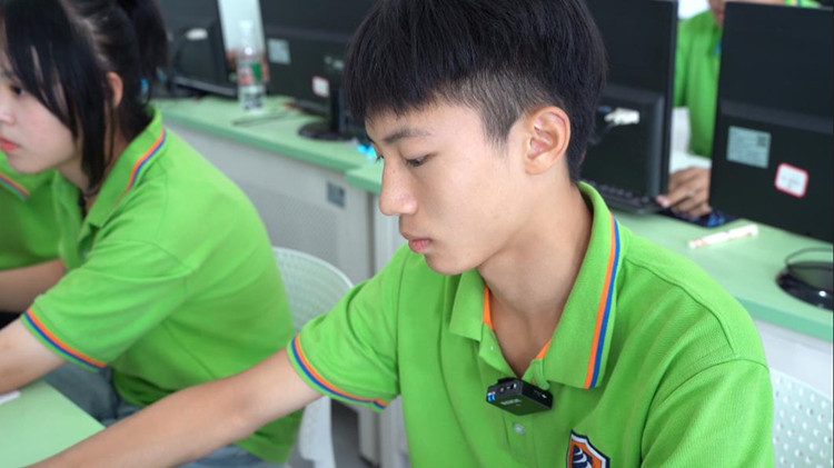 新生學(xué)子|更弦易轍，朝氣蓬勃