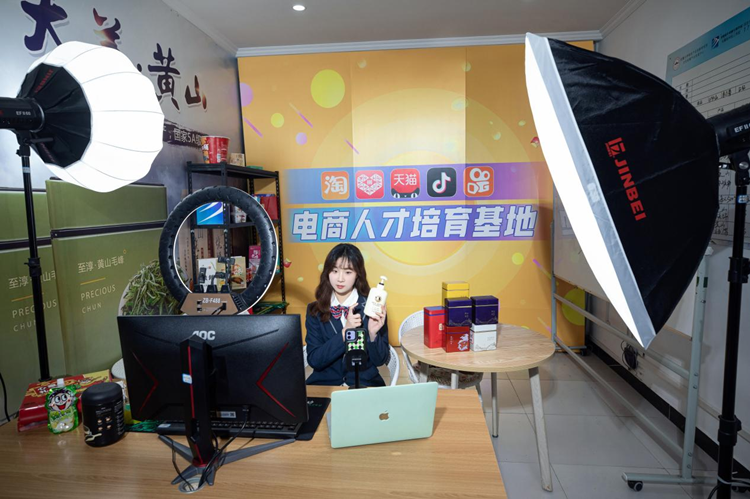 暴露年齡！這些新華老廣告詞里，有你的童年回憶！