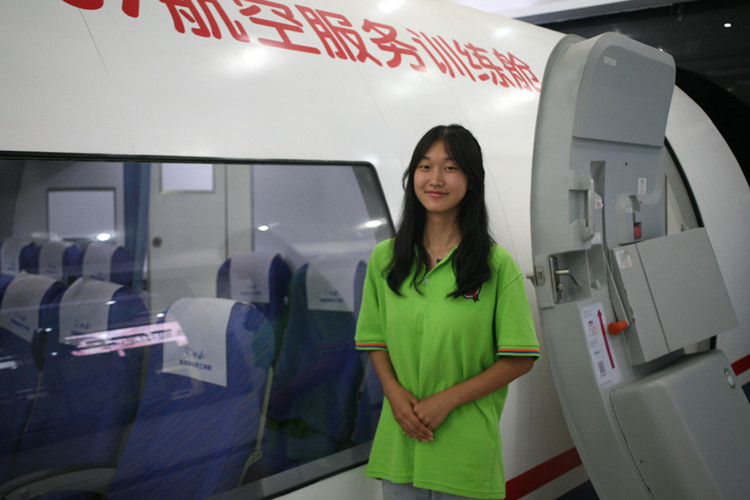 新生故事|秀外慧中，負(fù)氣含靈