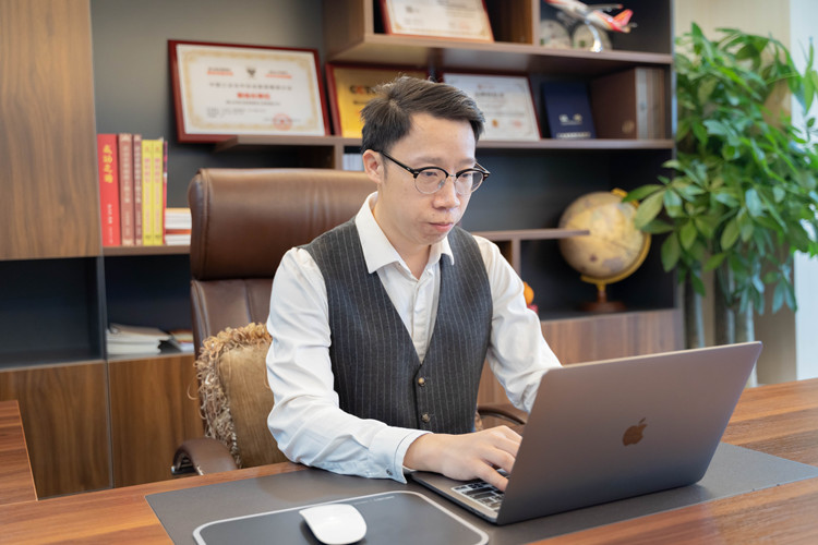 成功學(xué)子|不忘初心，九轉(zhuǎn)功成