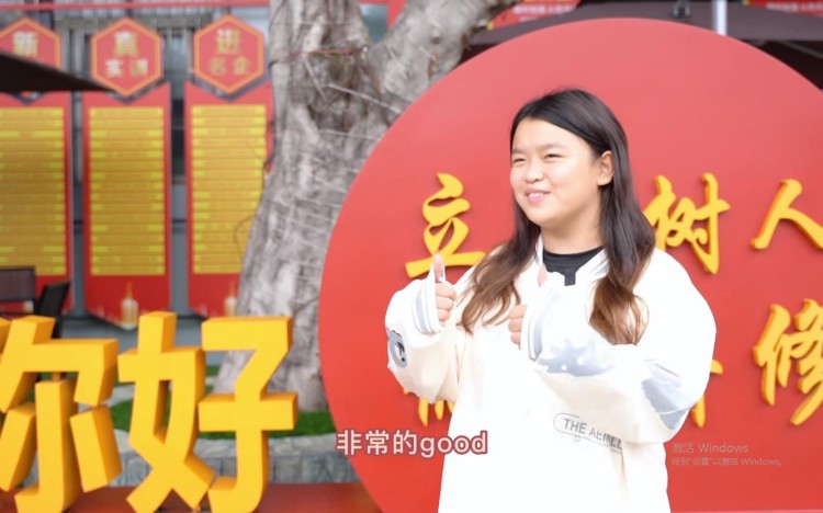 新生故事|再聚新華，共訴情誼