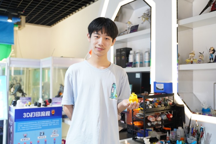 新生故事|遠(yuǎn)赴蓉城，勤奮求學(xué)