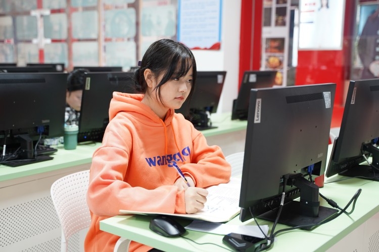 優(yōu)秀學子|京東實習再得佳績，新華學習更創(chuàng)新高