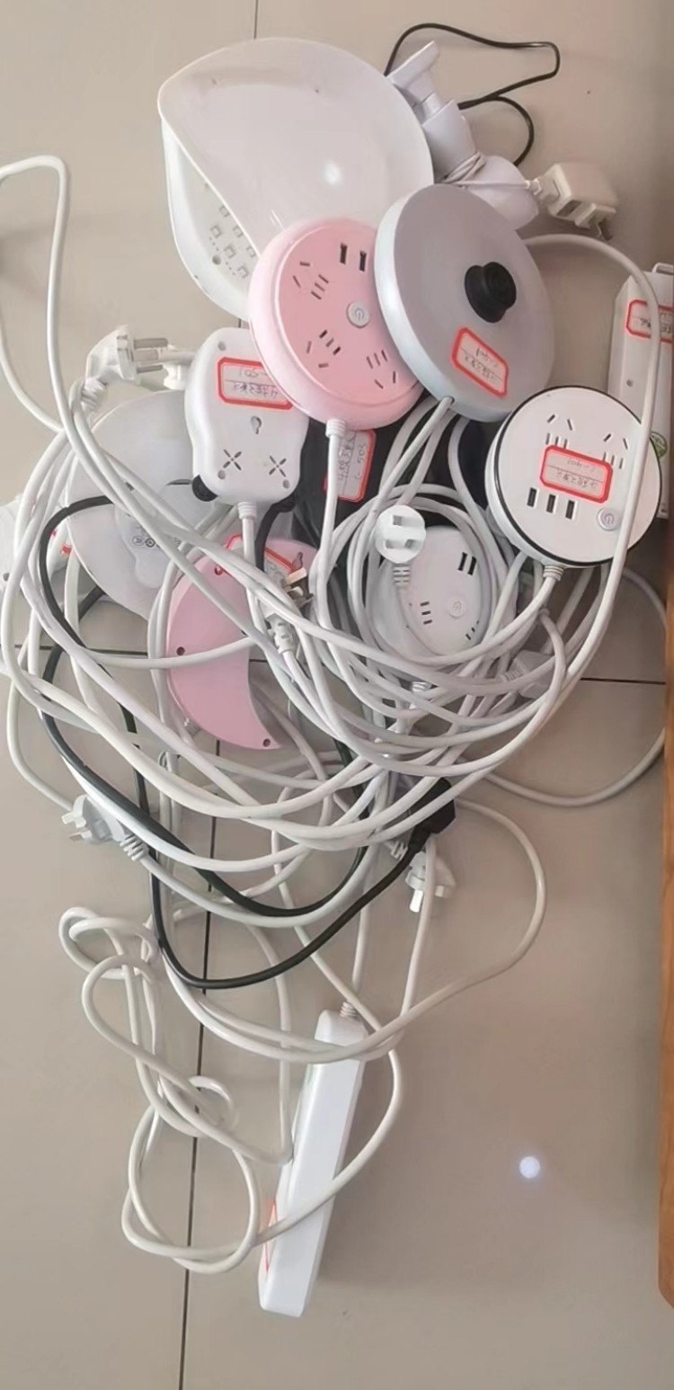 筑牢安全防線，建設(shè)新華校園