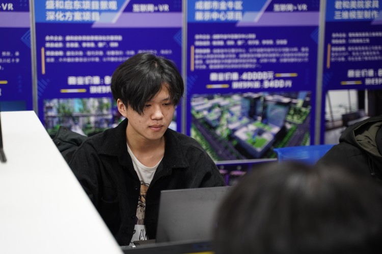 優(yōu)秀學(xué)子|專注精進(jìn)，再創(chuàng)新高