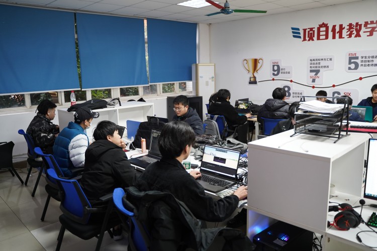 優(yōu)秀學(xué)子|專注精進(jìn)，再創(chuàng)新高