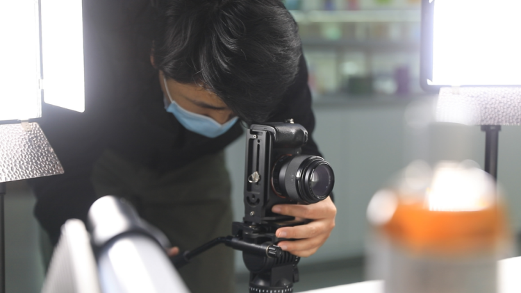 新華電腦教育開展“百企千師進(jìn)萬家”活動(dòng)