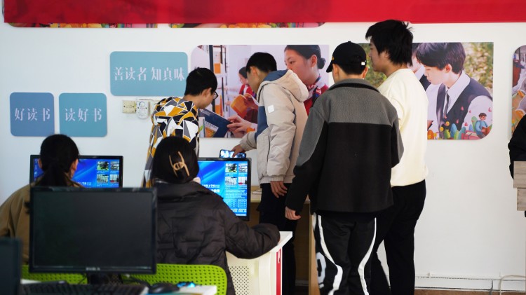 乘風(fēng)遠(yuǎn)航啟新程，春華秋實(shí)繪藍(lán)圖