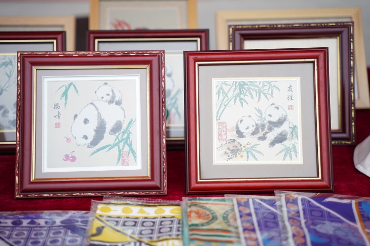 卯兔接福鬧元宵，遺風(fēng)佳韻匯佳節(jié)