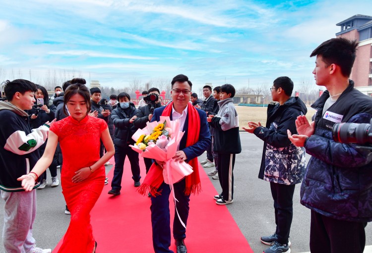 開學第一課丨弘揚工匠精神，實現(xiàn)技能報國