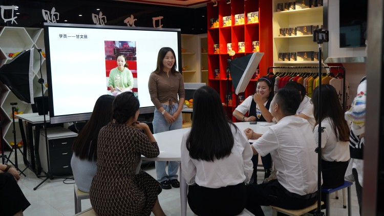 五一試學(xué)營新鮮出爐，好玩好學(xué)只等你來！